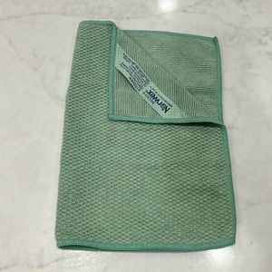 Diamond Textured Kitchen Cloth NWOT